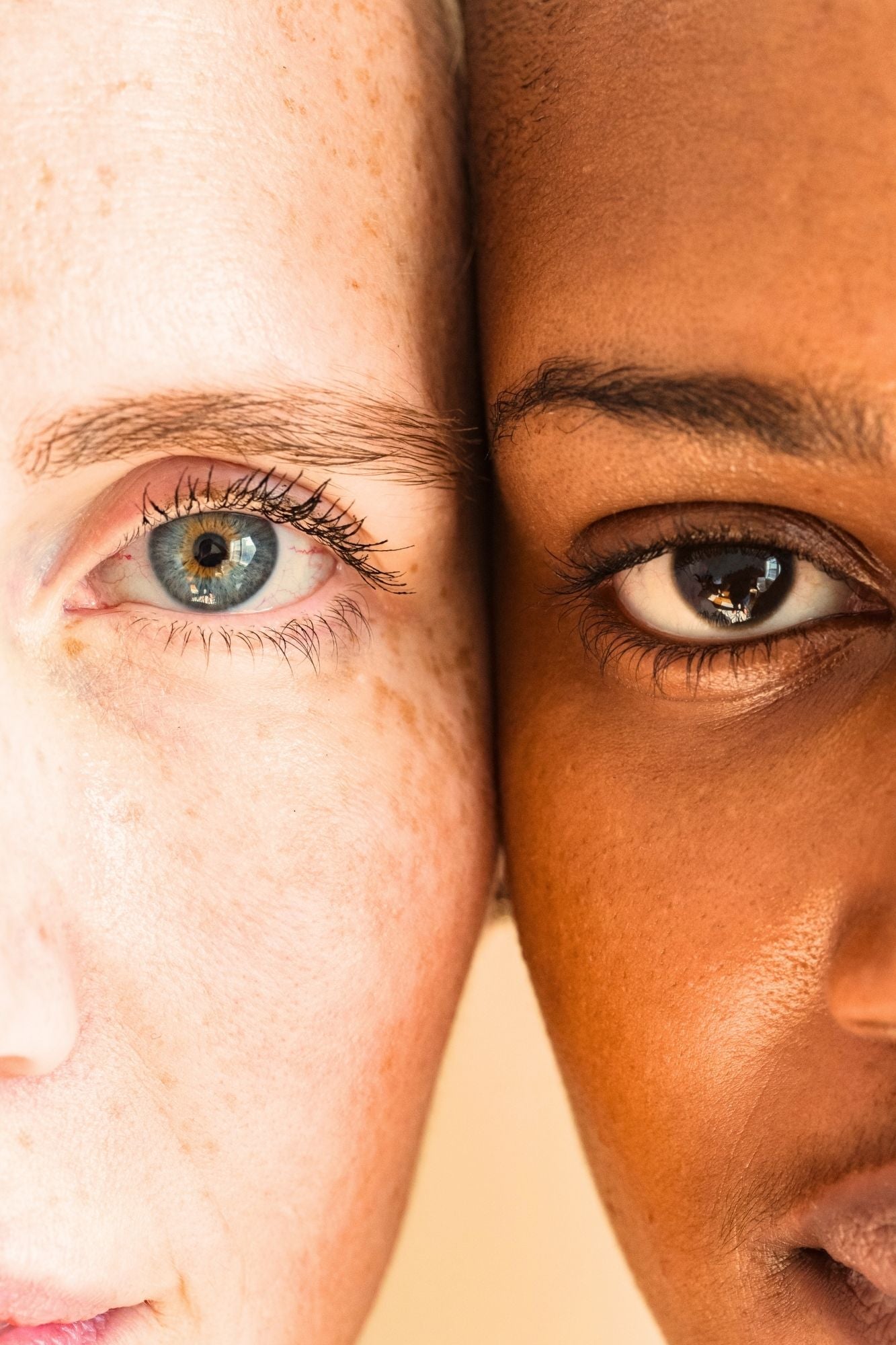 Diagnostic de peau Mawu Paris : analyse personnalisée pour comprendre les besoins uniques de votre peau, révéler son éclat naturel et adopter un rituel beauté holistique.