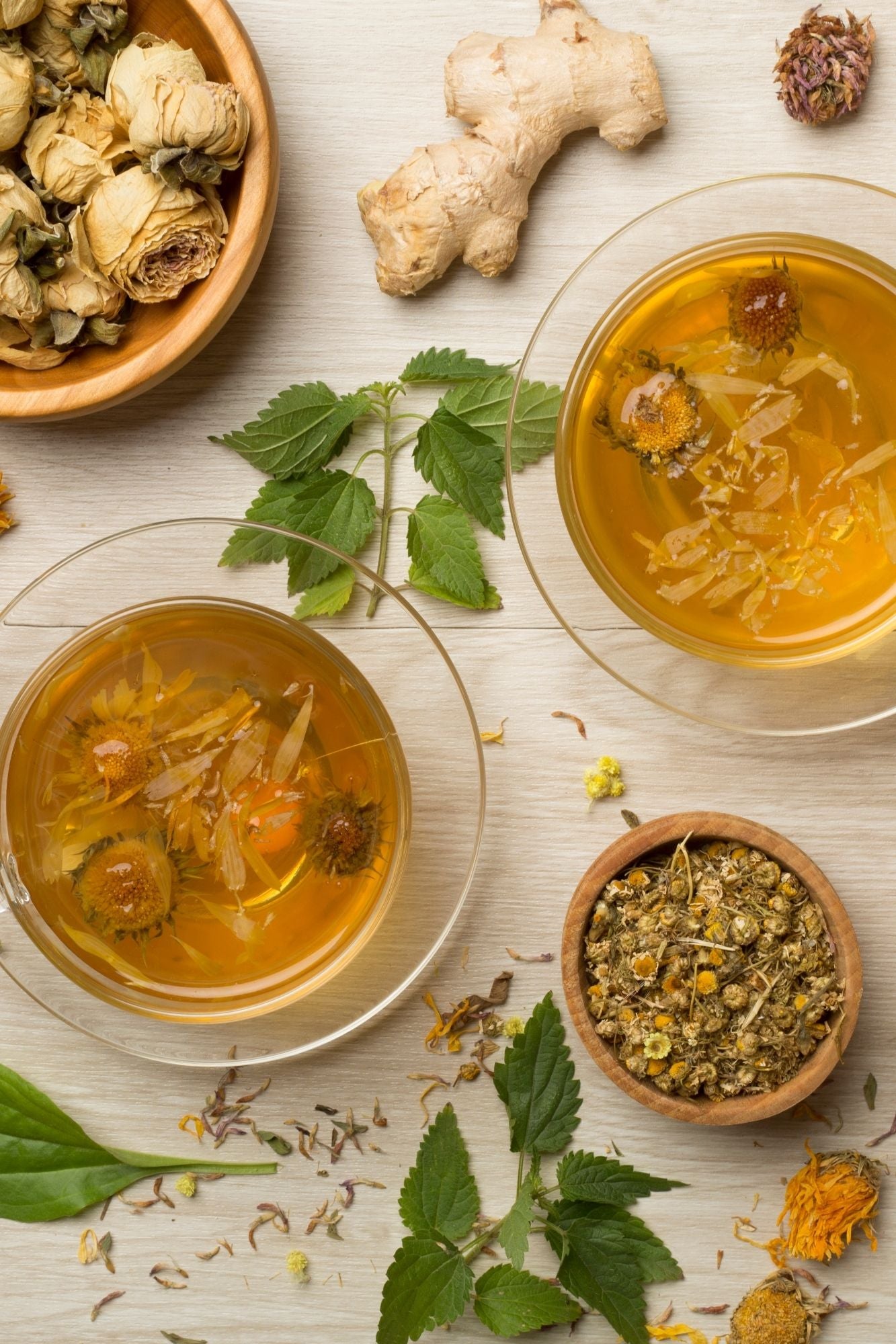 Fondatrice de Mawu Paris, certifiée en naturopathie, spécialisée en cosmétique naturelle et soins vegan pour peaux sensibles, sèches et déshydratées.
