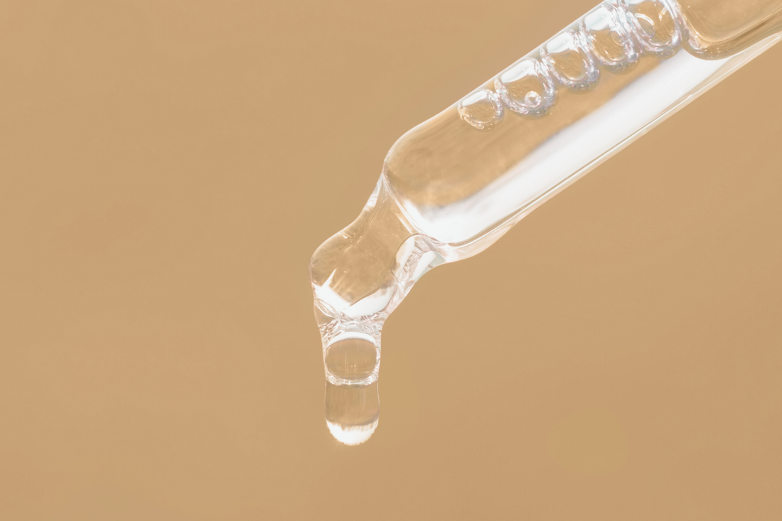 Sérum visage pour peau foncée et sensible : comment le choisir ?